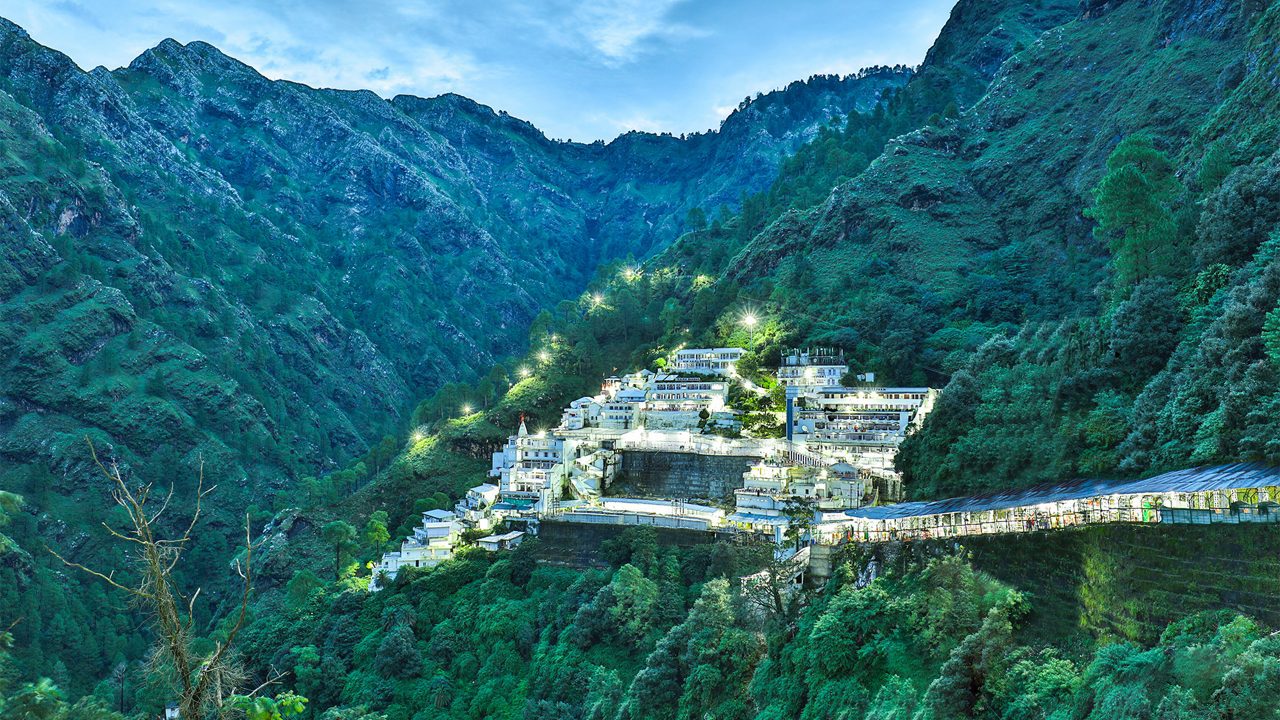 vaishnodevi temple