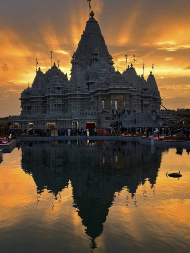 Top 9 Amazing facts about Akshardham Temple